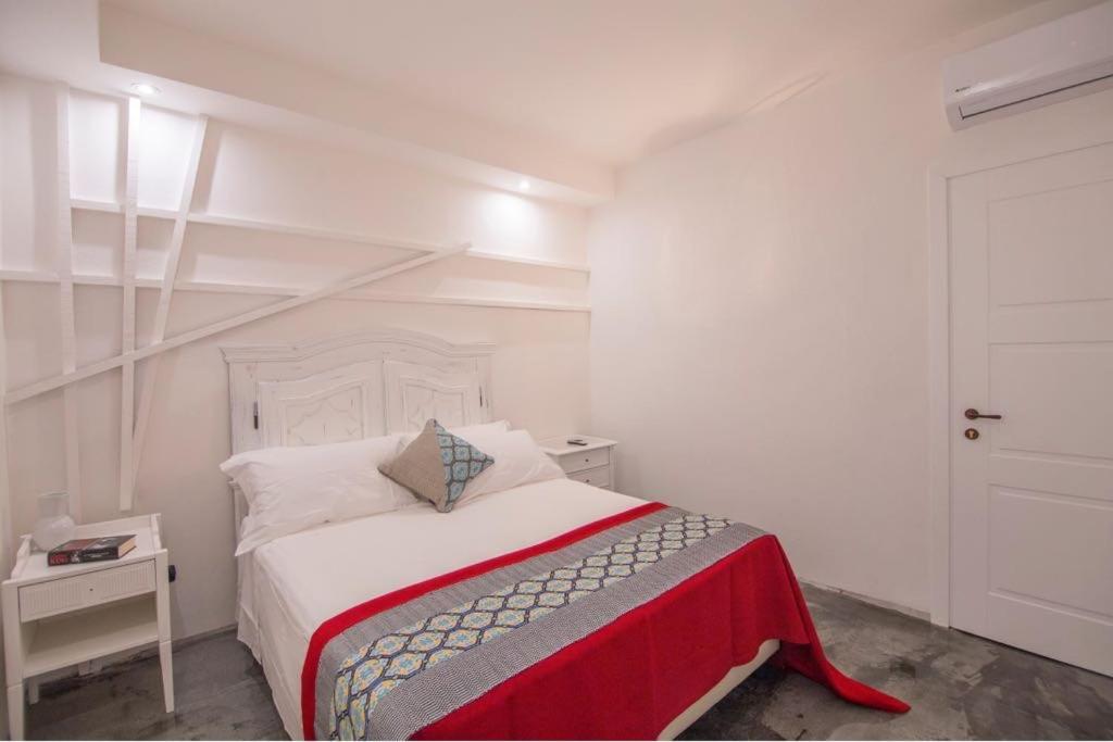Lughia Bed & Breakfast ตอร์โตลี ภายนอก รูปภาพ