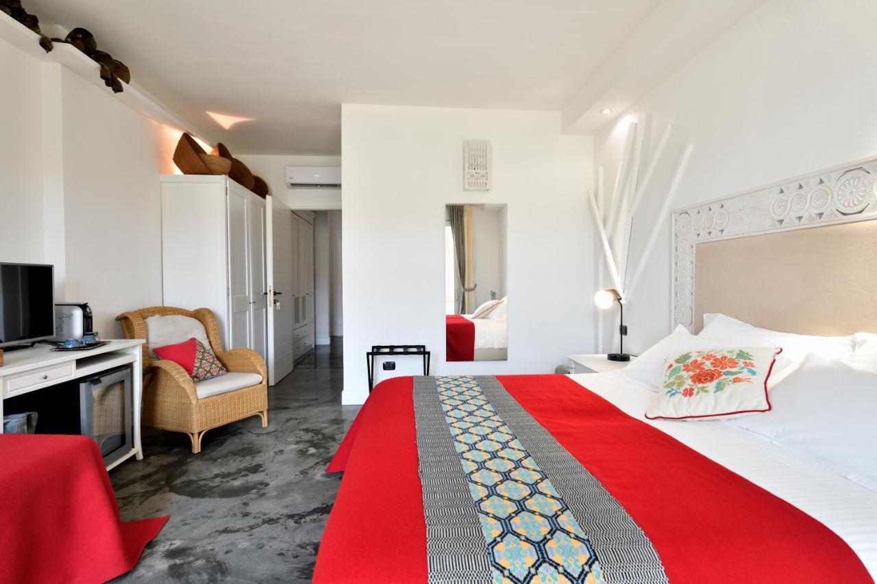 Lughia Bed & Breakfast ตอร์โตลี ภายนอก รูปภาพ