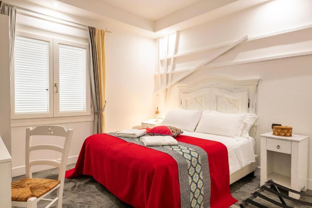 Lughia Bed & Breakfast ตอร์โตลี ภายนอก รูปภาพ